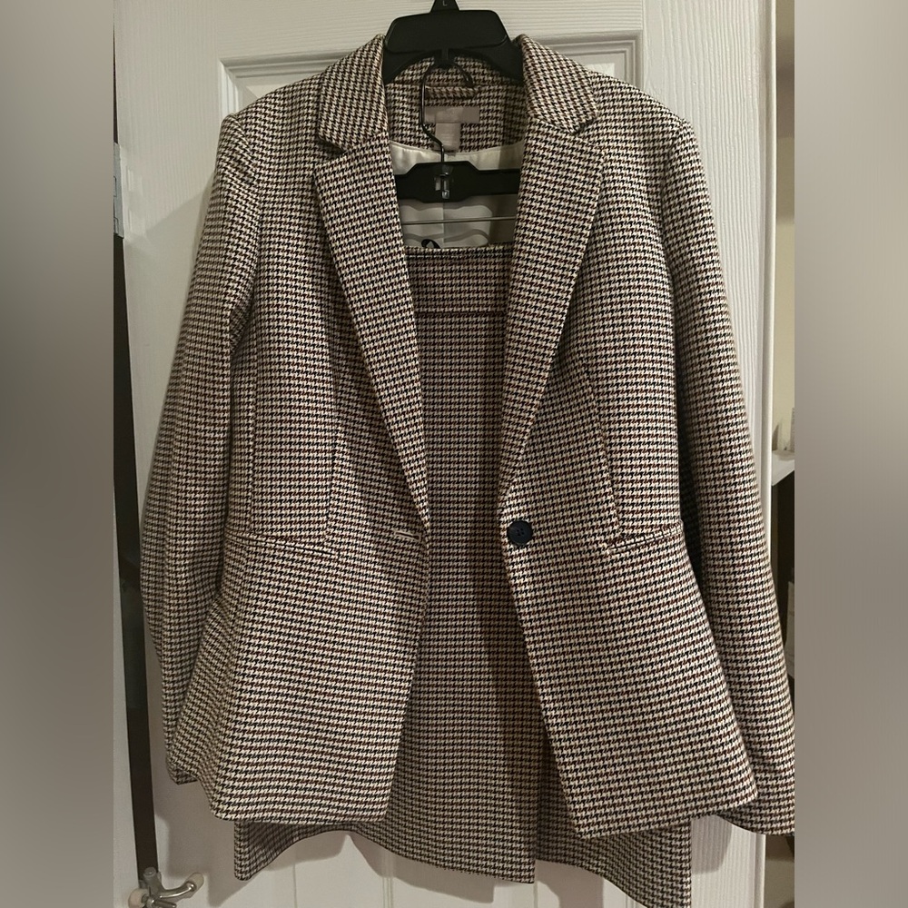 Women’s Business Suit, Skirt and Jacket